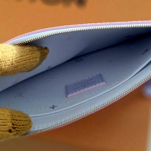 Limited Edition SUNRISE Louis Vuitton Wristlet! Never Carried! - Picture 5 of 7